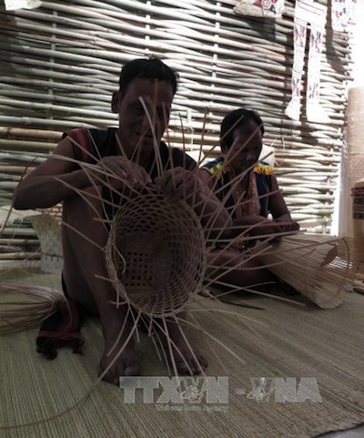 Tuyên truyền di sản văn hóa truyền thống điển hình của dân tộc thiểu số ảnh 1